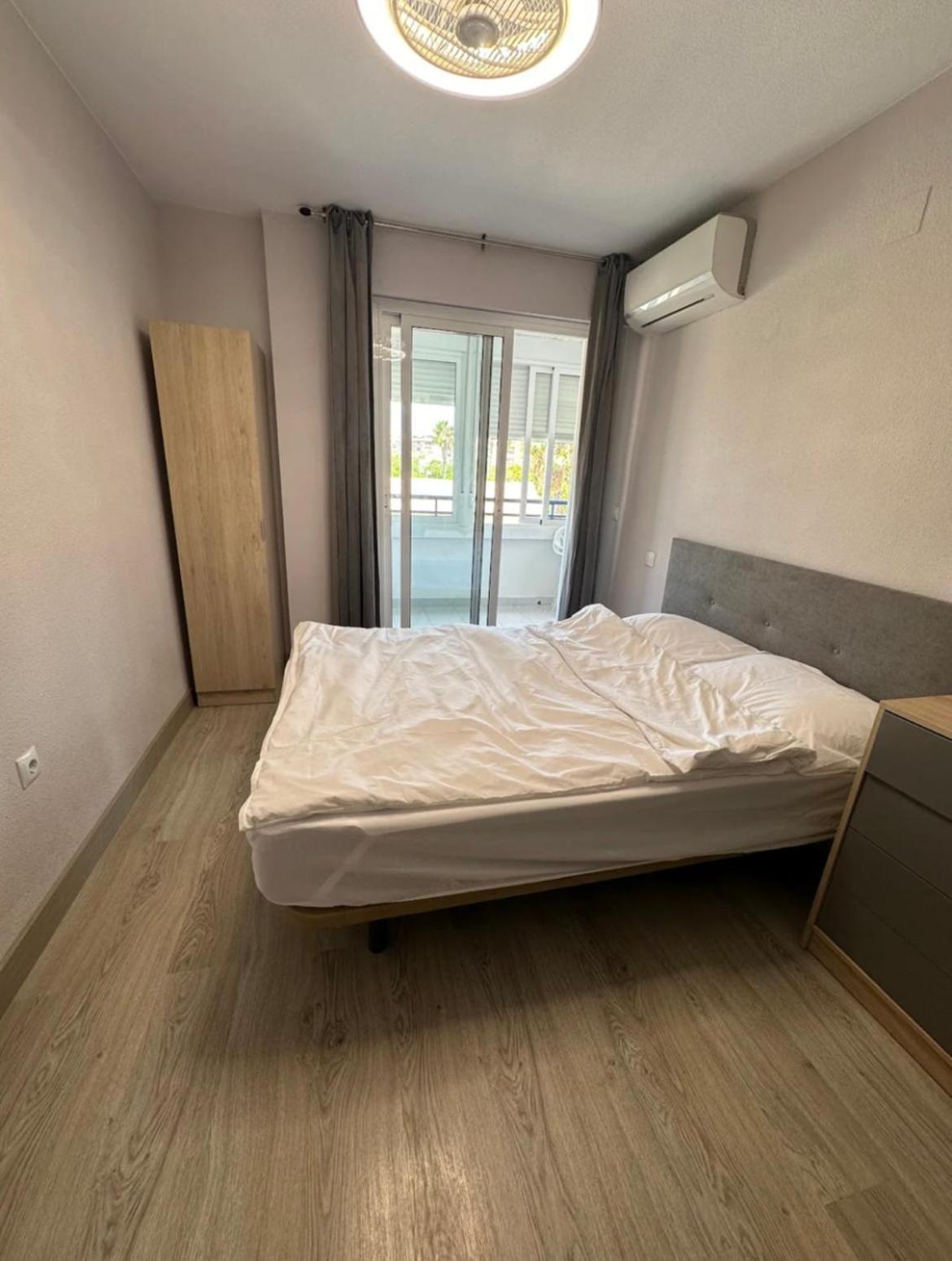 Marina Apartman Torrevieja Kültér fotó